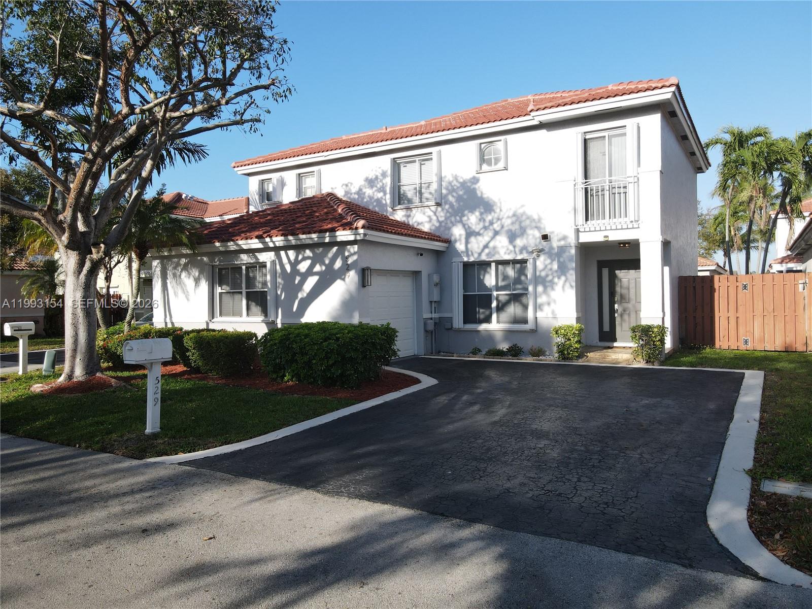 529 NW 47th Way