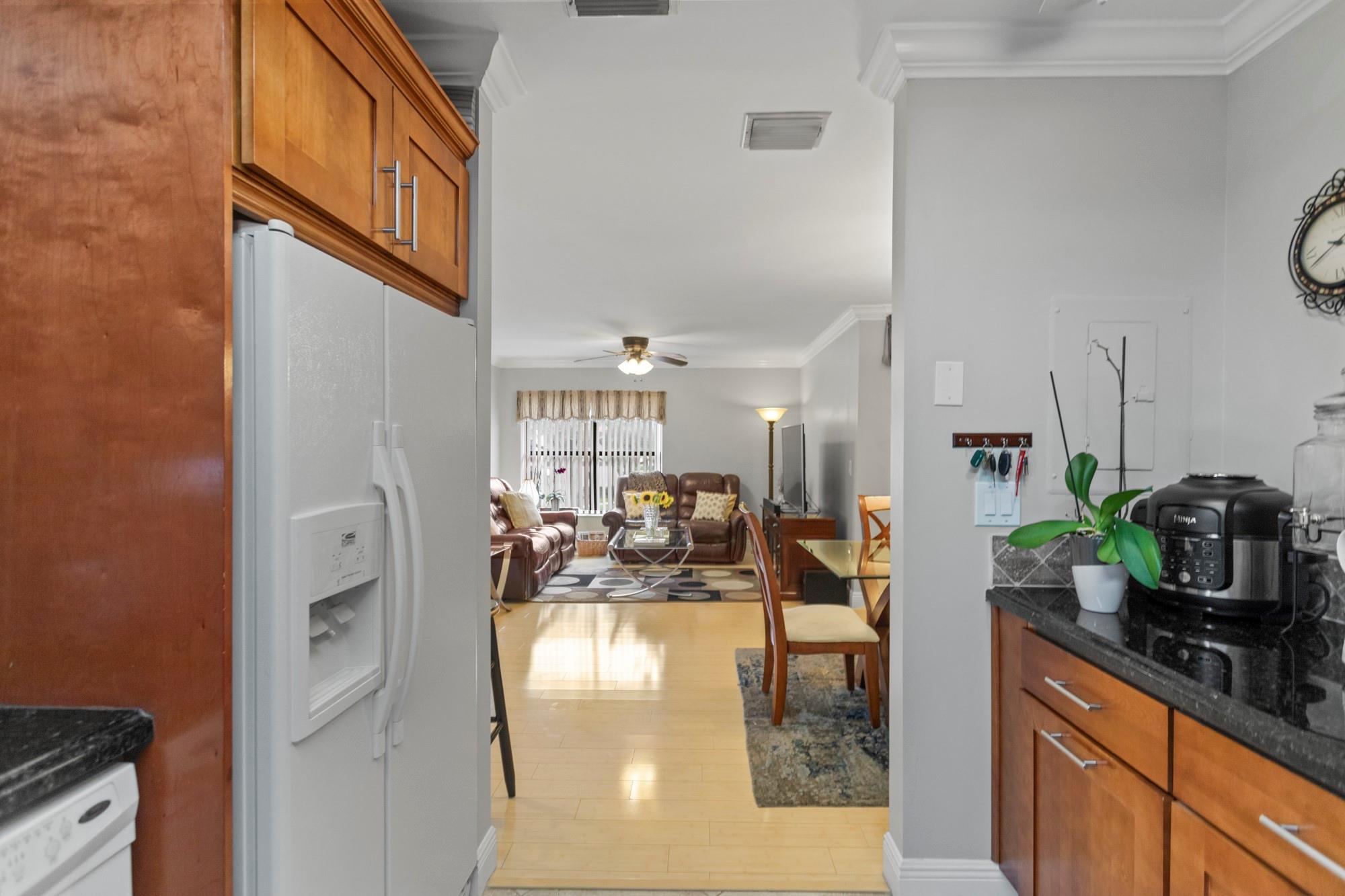 4624 Carambola Circle #2706