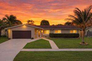 4001 NW 4th Court