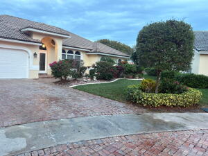 5670 NW 38th Terrace